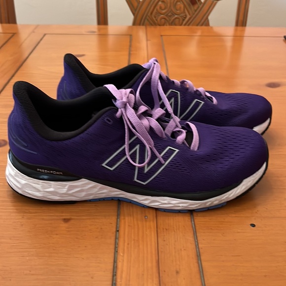 New Balance Fresh Foam Road Running Shoes. Men’s size 11 medium. Dark Purple - Picture 2 of 4